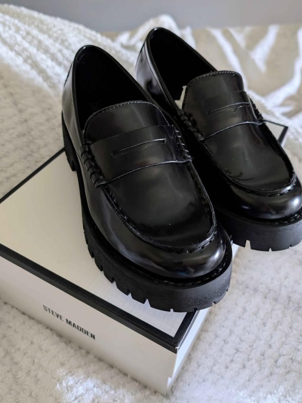 NW Box Steve Madden, the Langsten Leather Platform Lug size 7 Women